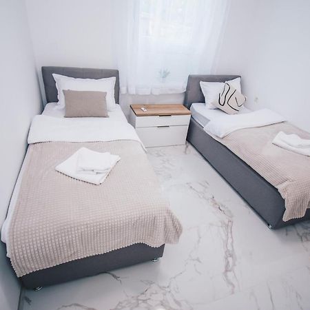 L Apartment มาริบอร์ ภายนอก รูปภาพ
