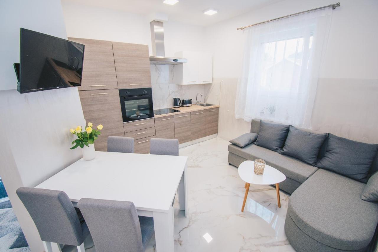 L Apartment มาริบอร์ ภายนอก รูปภาพ